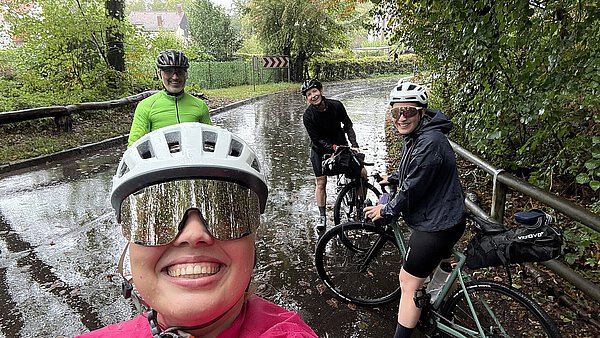 Trotz Regen gute Laune Einmal mit dem Rad rund um den Bodensee