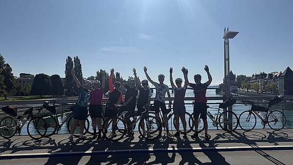 Konstanz Fahrradbrücke Einmal mit dem Rad rund um den Bodensee