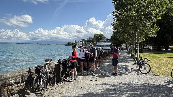 Einmal mit dem Rad rund um den Bodensee Einmal mit dem Rad rund um den Bodensee